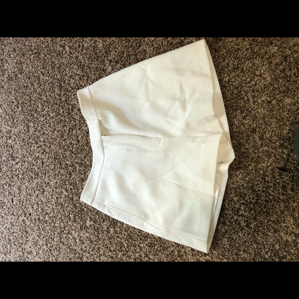 High waisted white dressy shorts. Never worn!!!